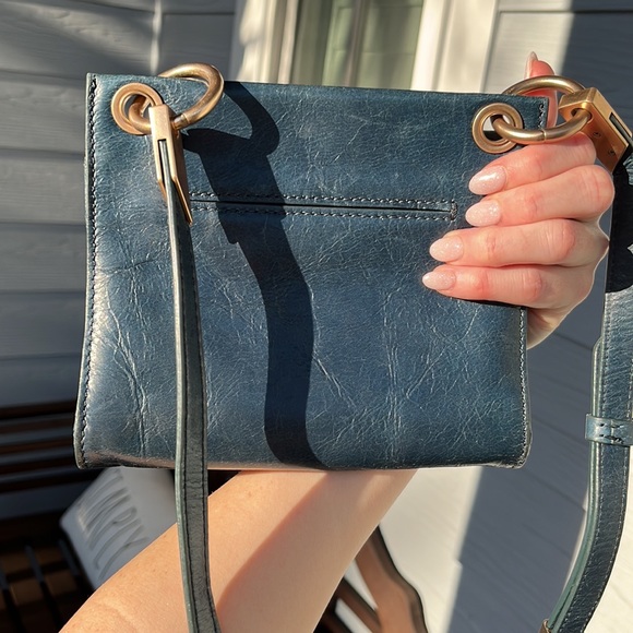 Teal Foley + Corinna crossbody - Picture 7 of 7